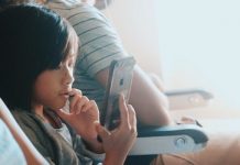 Keeping an eye on kids online activities 1